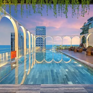 **** Hotel Golden Lotus Luxury - Complimentary Daily Afternoon Tea Vietnam